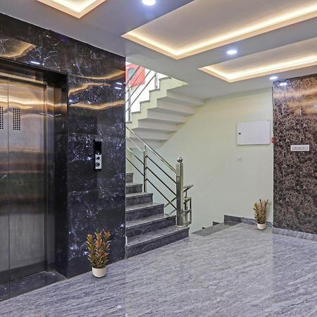 Collection O Srg Hotel Chinhat Exterior photo